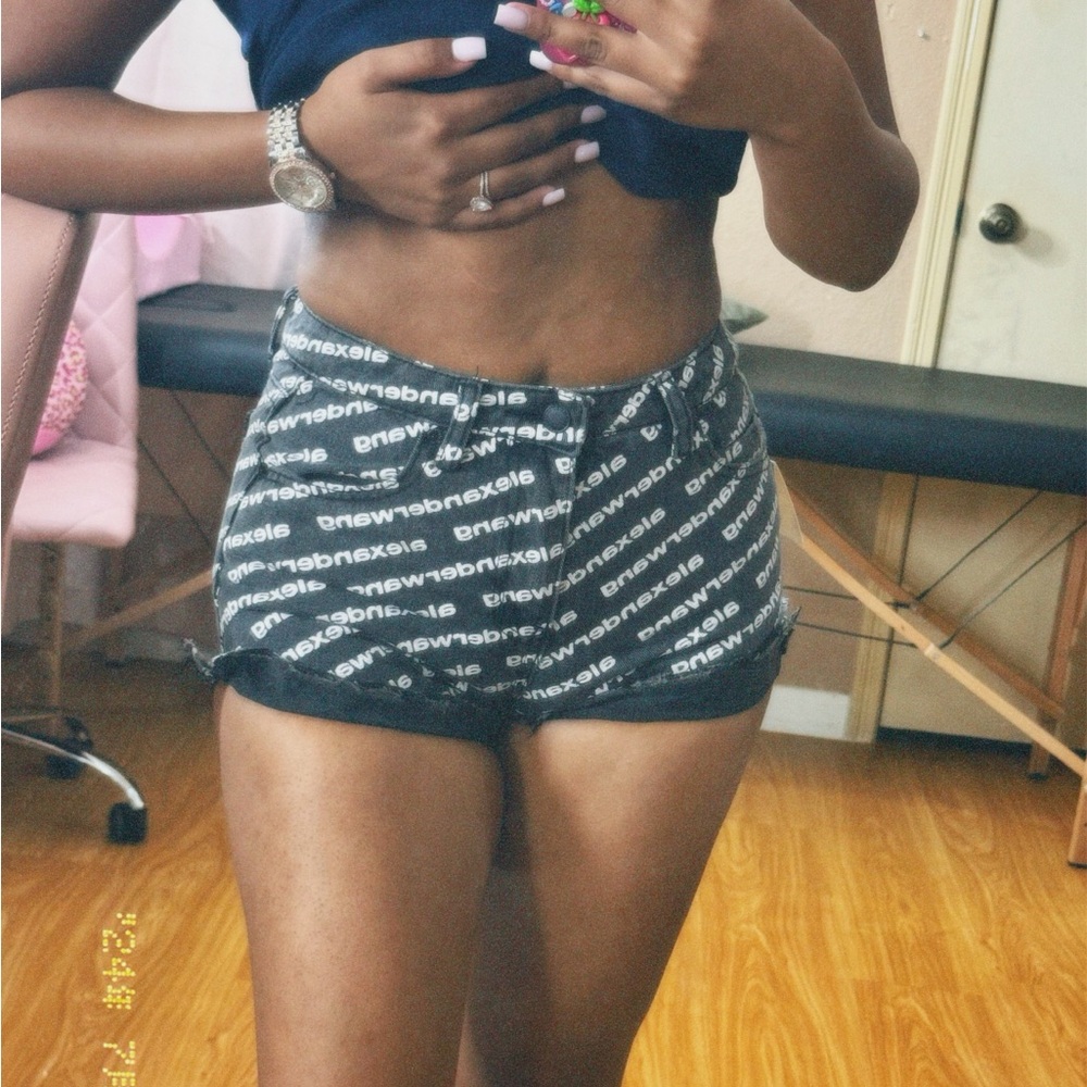 Alexander wang shorts ✨